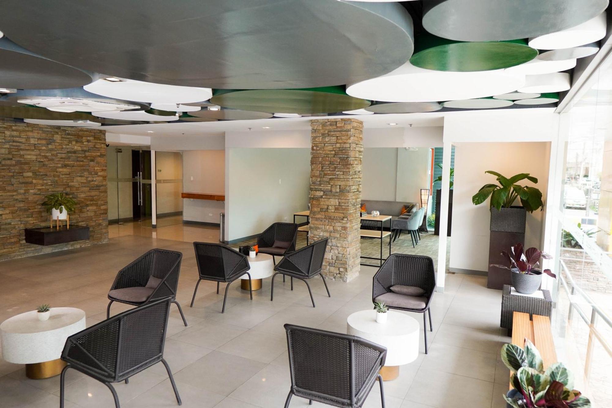 Go Hotels Bacolod Exterior foto